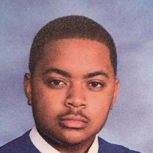 aaron howard headshot