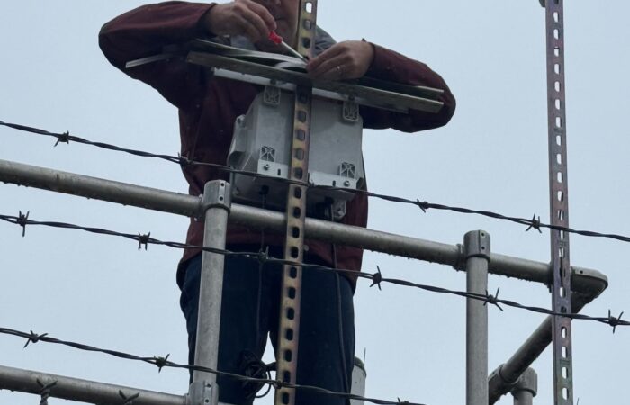 brian installs monitor