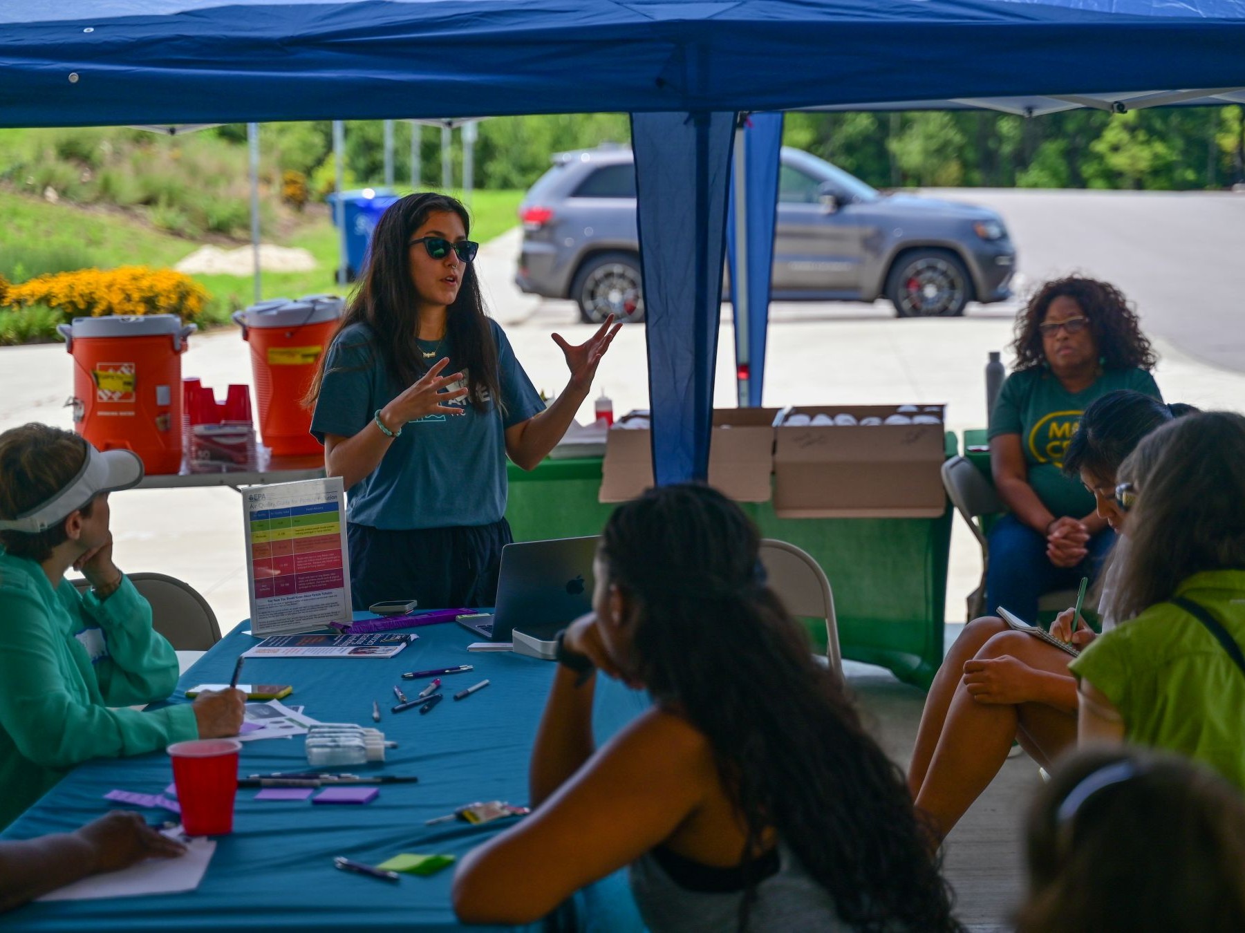 rafi speaks to community